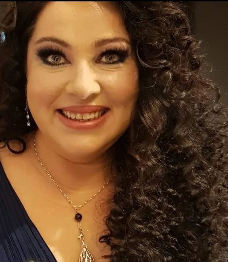 Nancy Hinkelmann backstage im TV-Studio